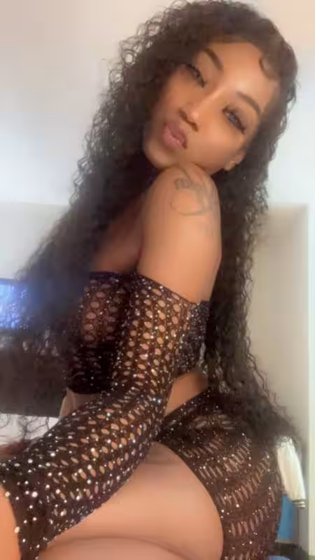 Escort Petite Promise / Petite Pink in Albuquerque, NM