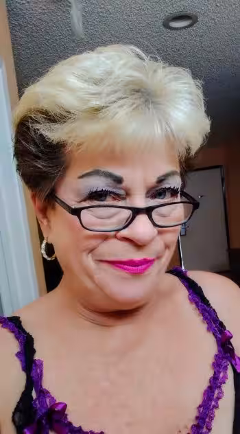 Escort Kim in Anaheim, CA