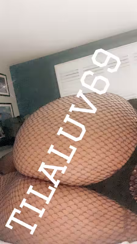 Escort Tila in Anaheim, CA