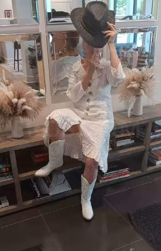 Escort/Massage Muguette / Maxine DeParis / Clemence in Arlington, VA