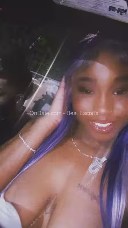 Escort Nayy in Ashburn, VA