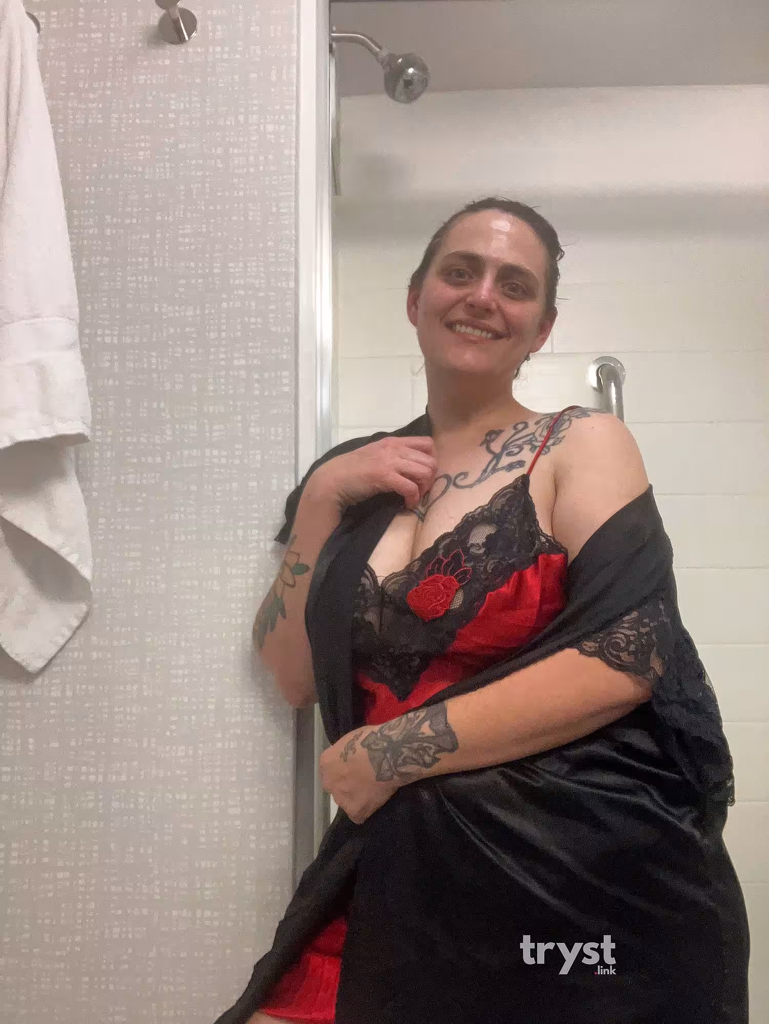 Escort Nikki Lee in Athens, GA