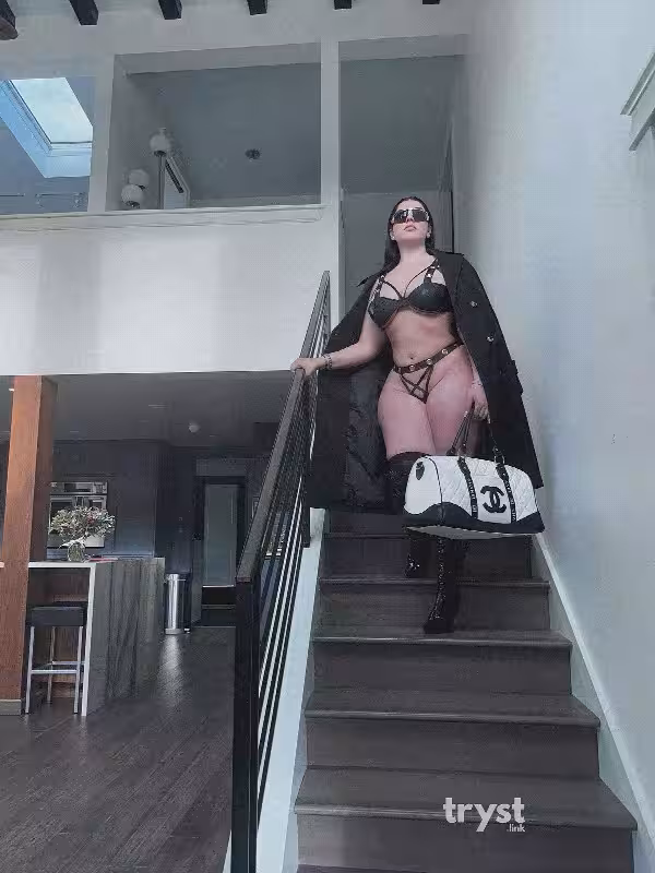 Escort/Massage/S&M Bella21 in Atlanta, GA