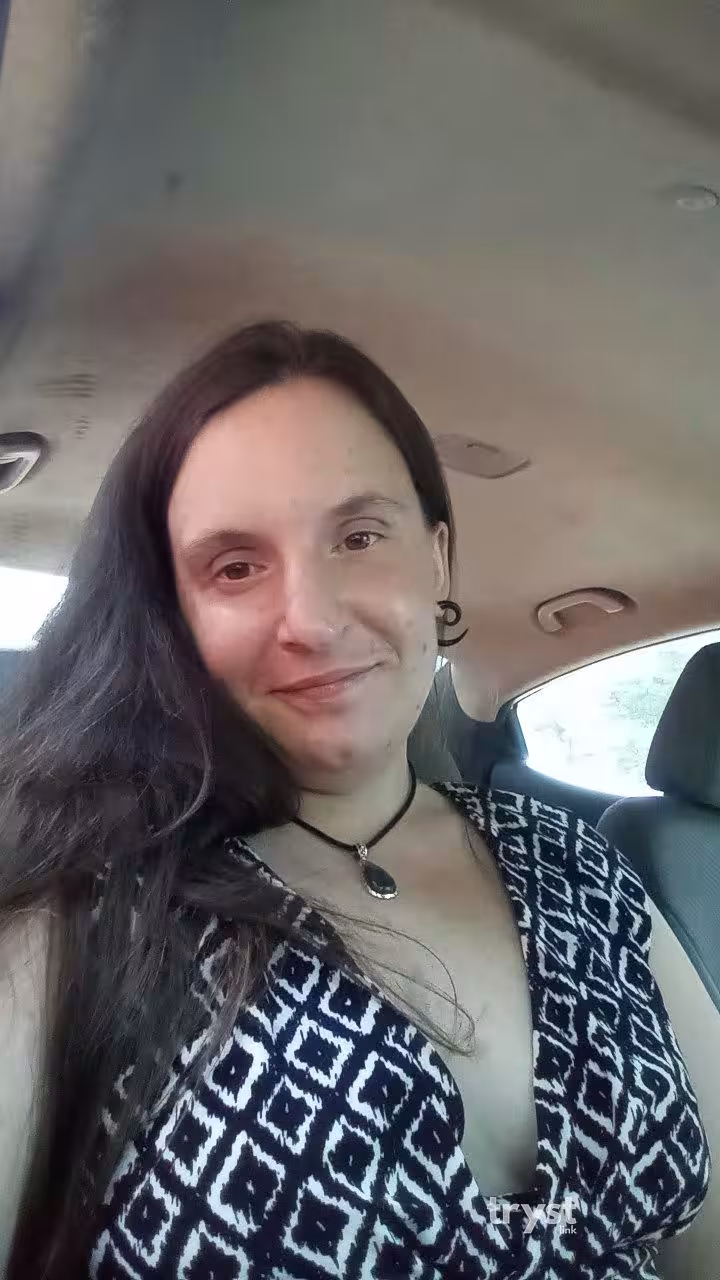 Escort Zenika in Auburn / Lewiston / Augusta, ME