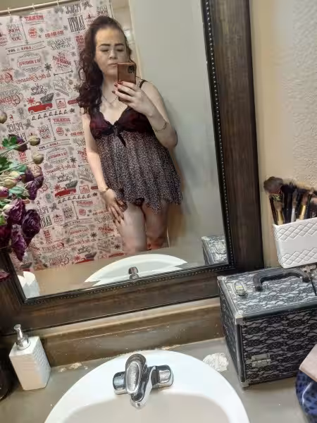 Escort Favela in Bellevue, WA