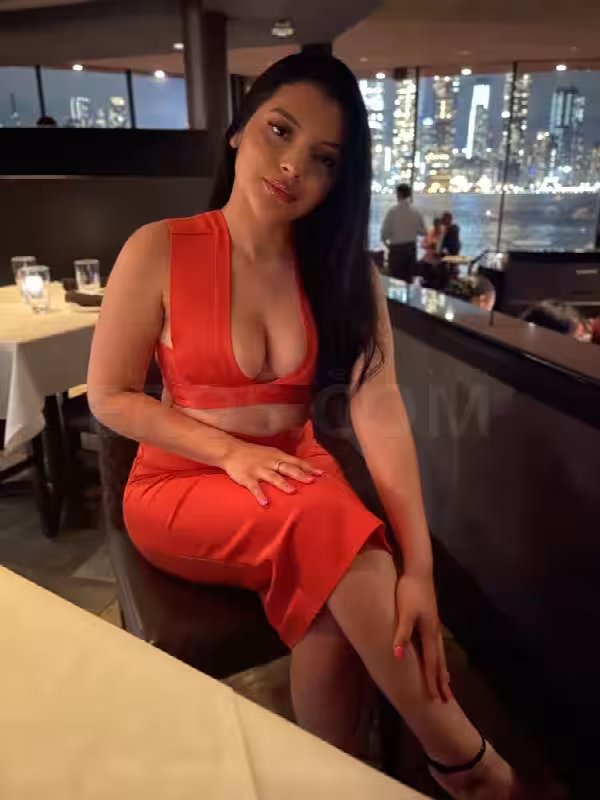 Escort Sophia in Bellevue, WA