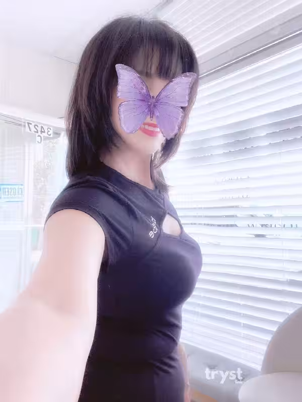 None Nancy in Bellevue, WA