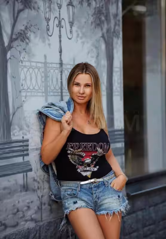 Escort Monica in Beverly Hills, CA