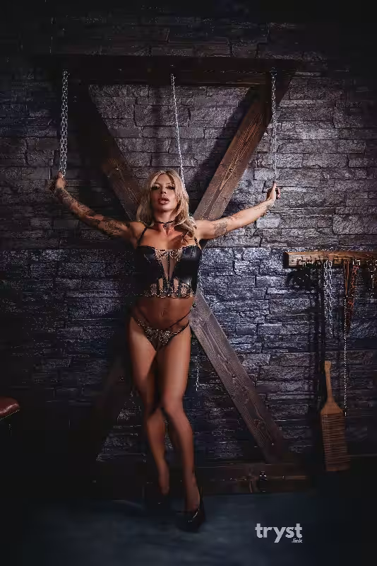 Escort/Massage/S&M Sara St Christopher / Sara St. Clair and Michelle in Birmingham, AL