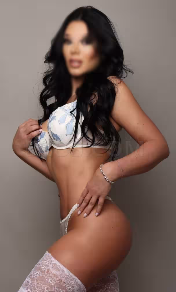 Escort Chiara in Boston, MA