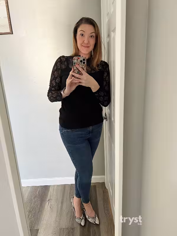 Escort/Massage Kare Bear in Boston, MA