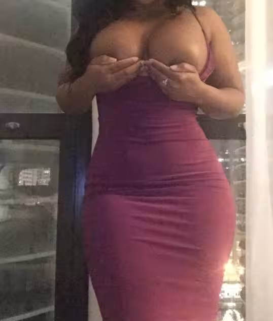 Escort/Massage Zynn in Boston, MA