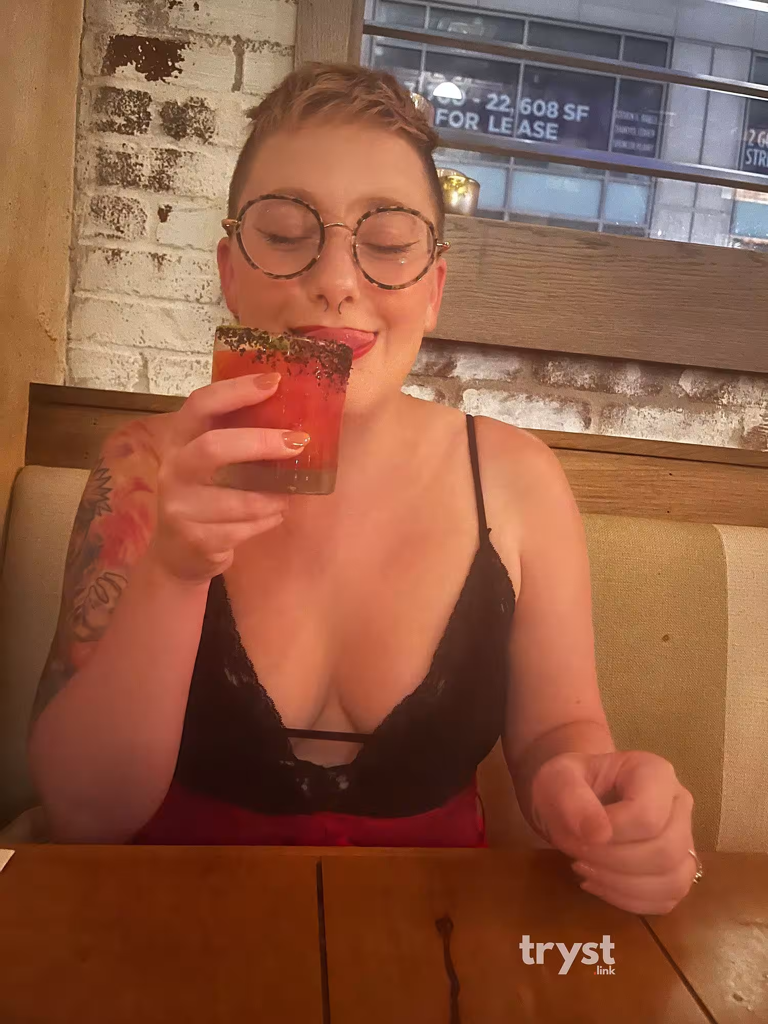 Escort Robyn in Boston, MA