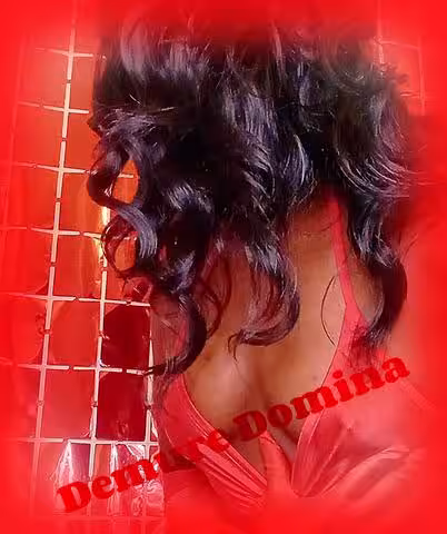 Escort/S&M Dee / Demure Domina in Boston, MA