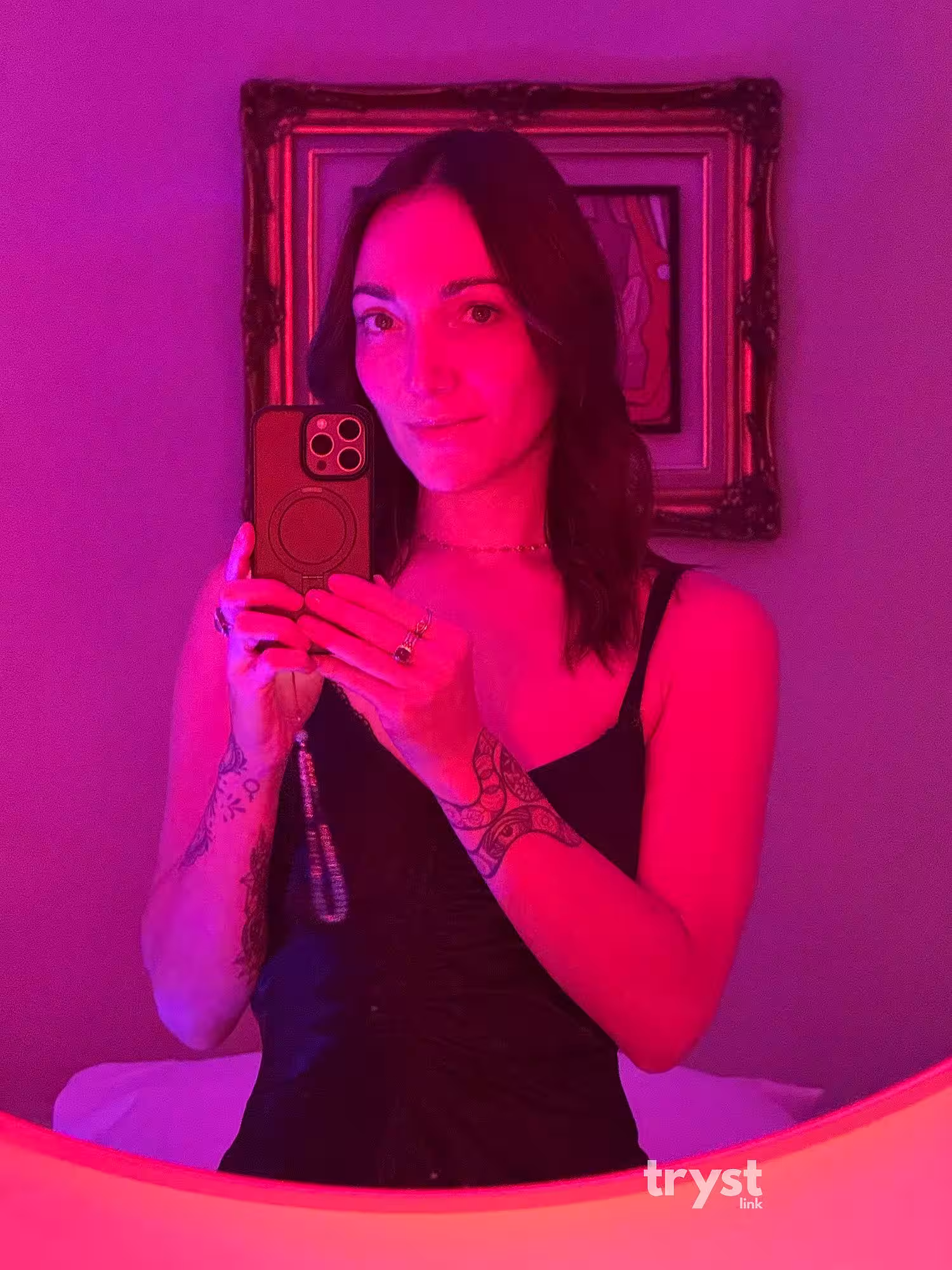 Massage/S&M Elle De La Luz in Boston, MA