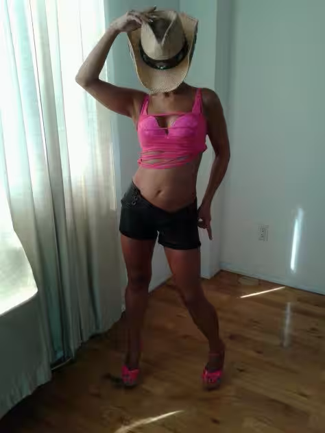 Escort Sasha in Brooklyn, NY