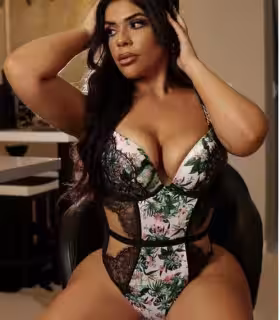 Escort Luna in Burbank, CA