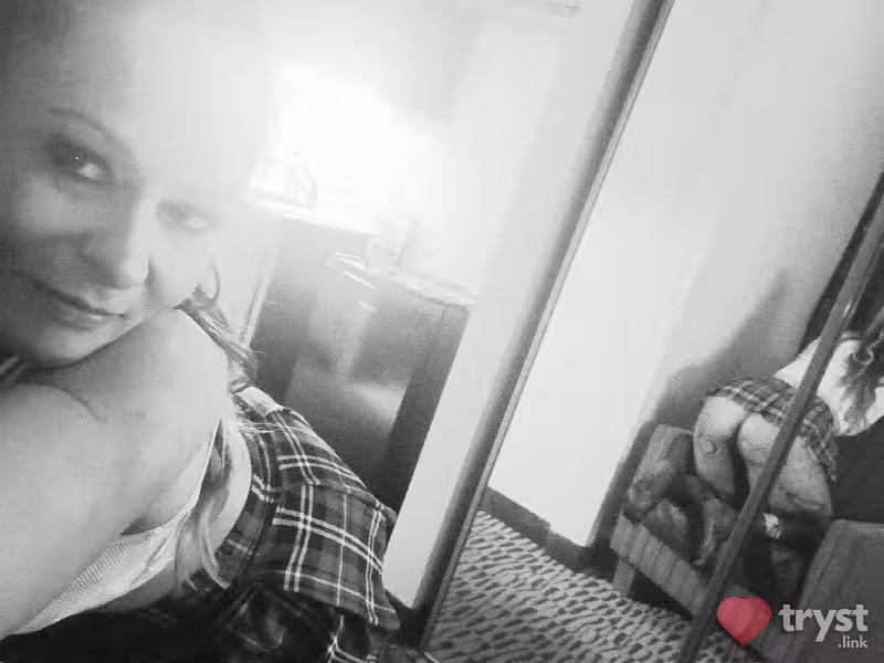 Escort Jenna in Charleston, SC