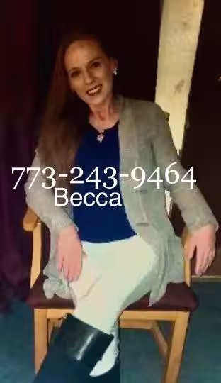 Escort Becca in Chicago, IL