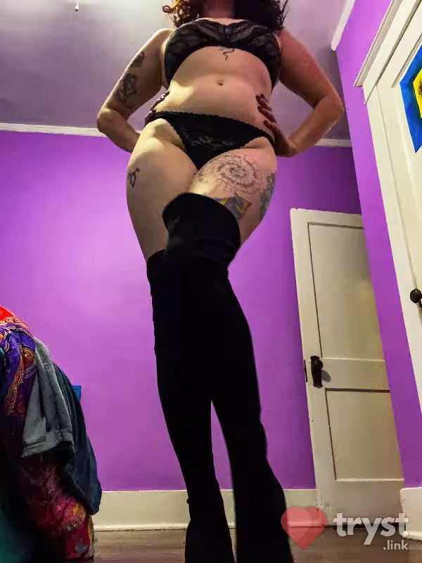 Escort Eliza Claire in Chicago, IL