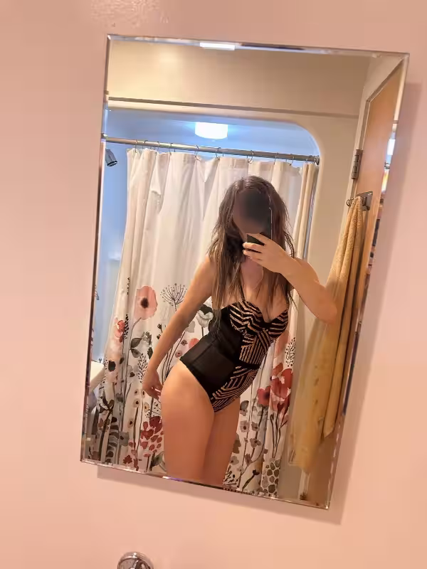 Escort Lola in Chicago, IL