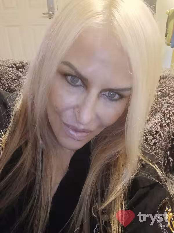 Escort/Massage Georgina / Victoria Swallows in Chicago, IL