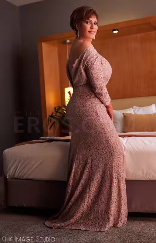 Escort/Massage Melanie38DD in Chicago, IL
