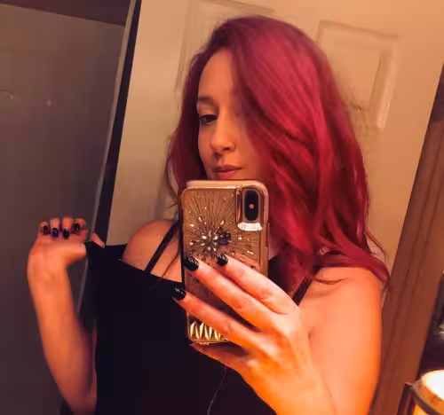 Escort/Massage/S&M Elle in Chicago, IL