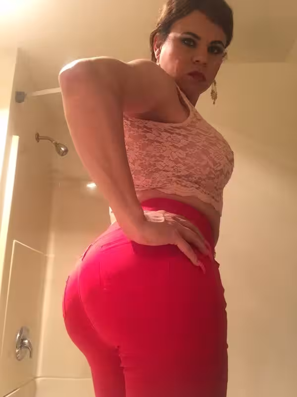Escort/Massage TS Julie in Chicago, IL