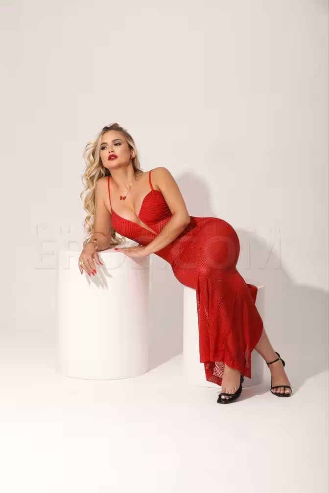 Escort Emily in Cincinnati, OH