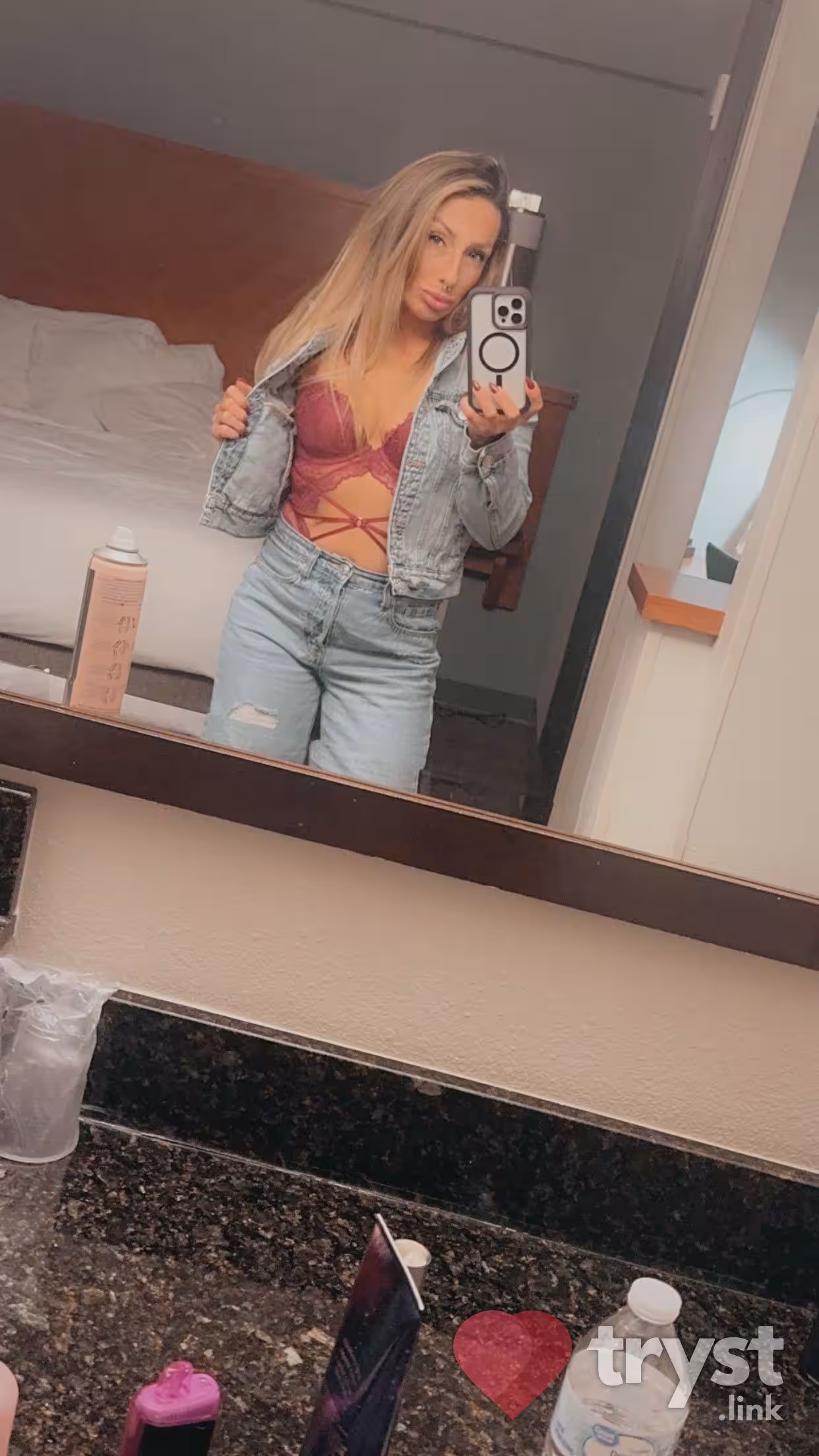 Escort/Massage Natalie Fox in Cleveland, OH