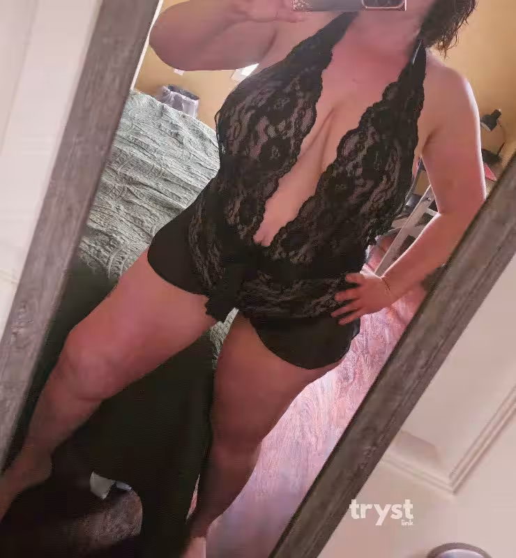 Escort/Massage Sandy in Columbia, MO