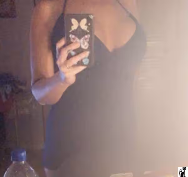 Escort Red in Columbia, MD