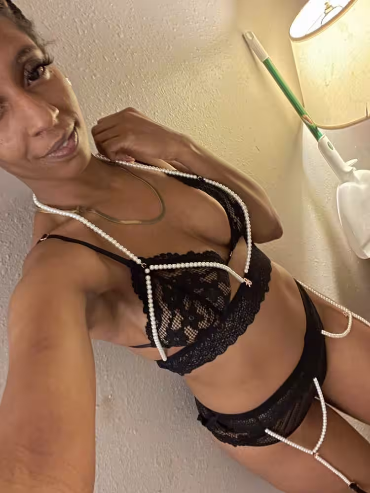 Escort/Massage Sasha in Columbus, OH