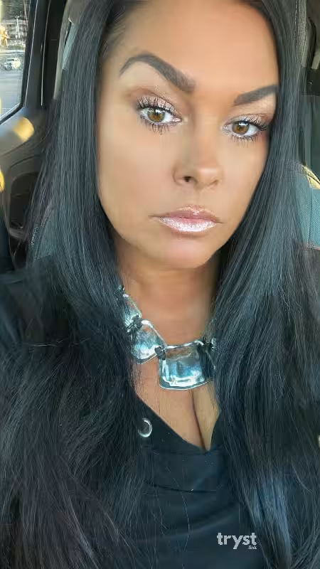 Escort Madison Gentry in Conway, AR