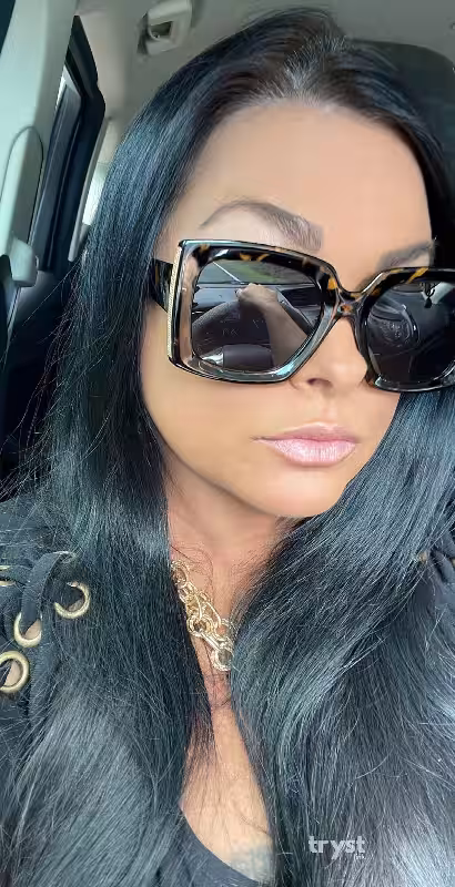 Escort Madison Gentry in Conway, AR