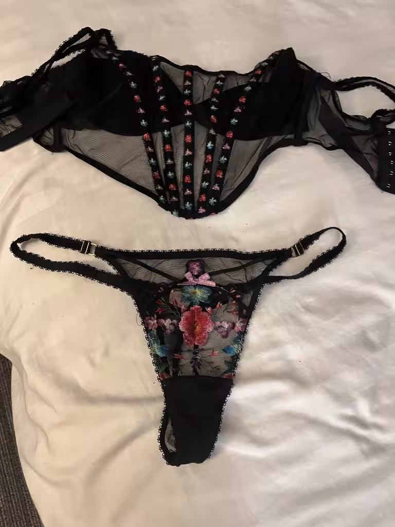 Escort Pame in Costa Mesa, CA