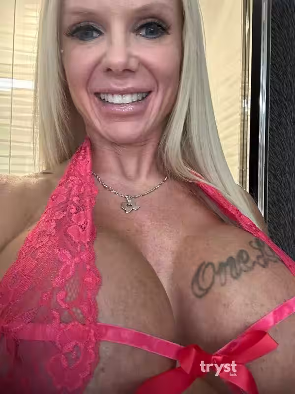 Escort/Massage Barbie Doll in Dallas, TX