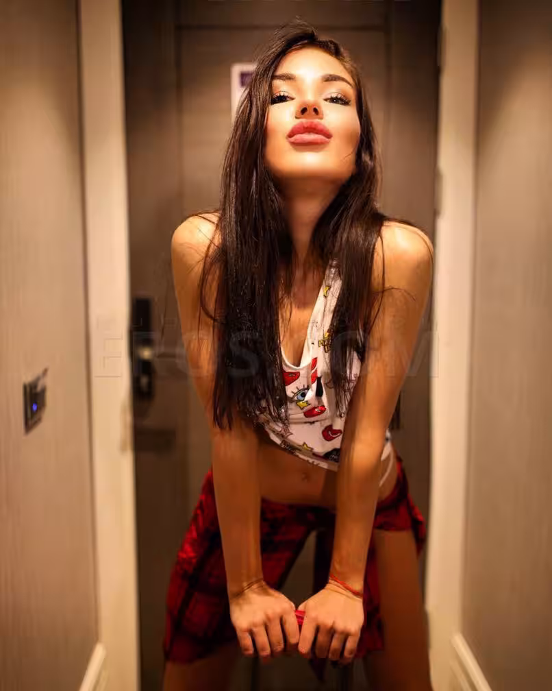 Escort/Massage Lora in Dallas, TX