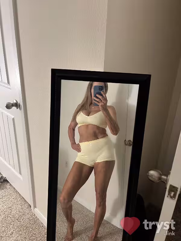 Escort/Massage/S&M April Marie Carr / Haven in Dallas, TX