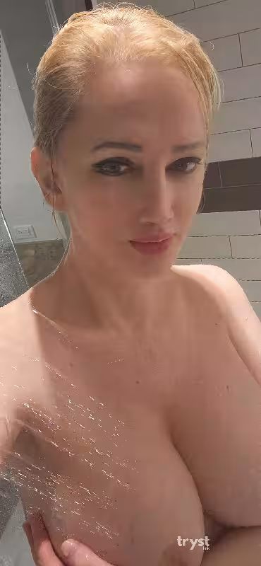 companion Nicoleta Tusovka in Dallas, TX