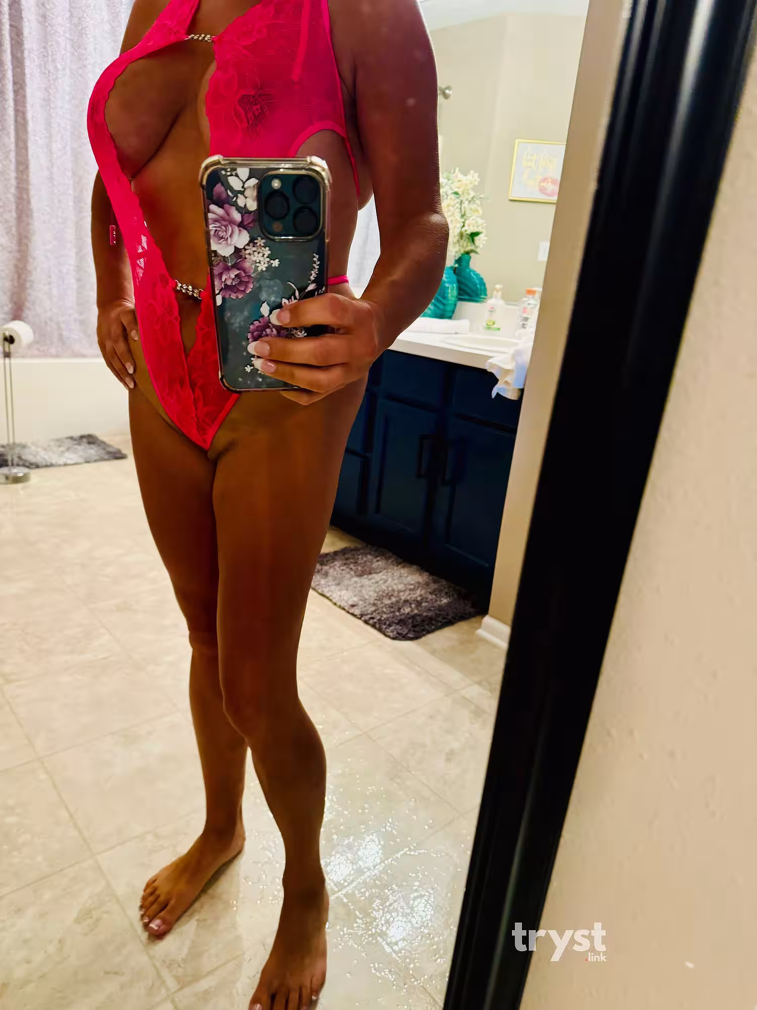 Escort AbiGail in Des Moines, IA