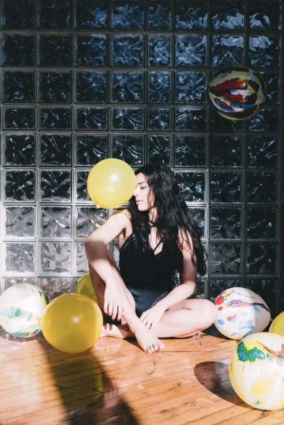 Escort Rose Gold in Detroit, MI