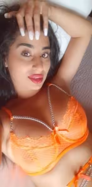 Escort Delia in Edison, NJ