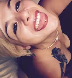 Escort Krystal Clear in Edison, NJ