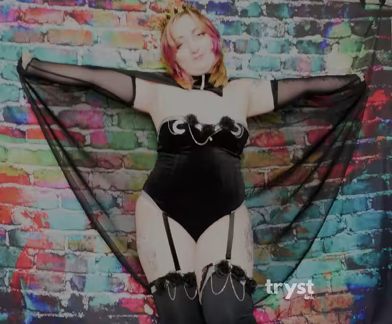 Escort Saturn in Euclid, OH