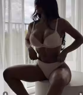 Escort Lorena in Fort Lauderdale, FL