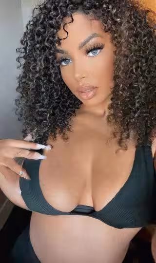 Escort Layla in Fort Lee, NJ