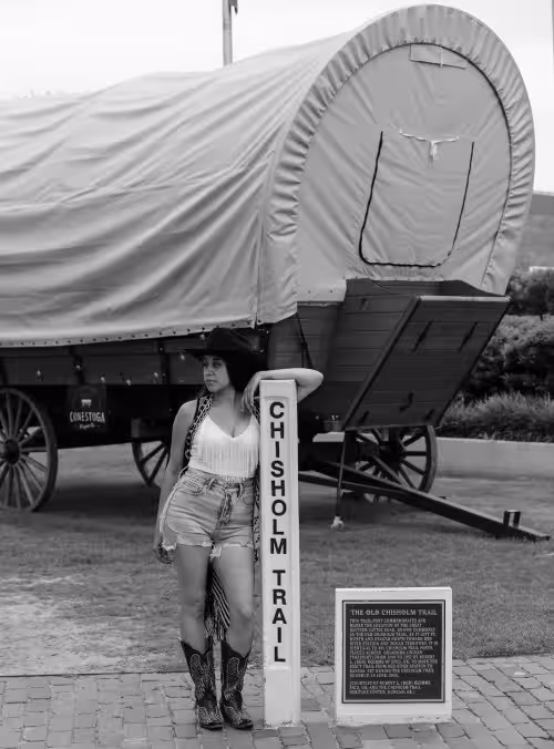 Escort/Massage Latina Cowgirl Zee in Fort Worth, TX