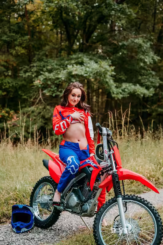 companion/Massage Sophia Grey / Rylie Grey in Greensboro, NC